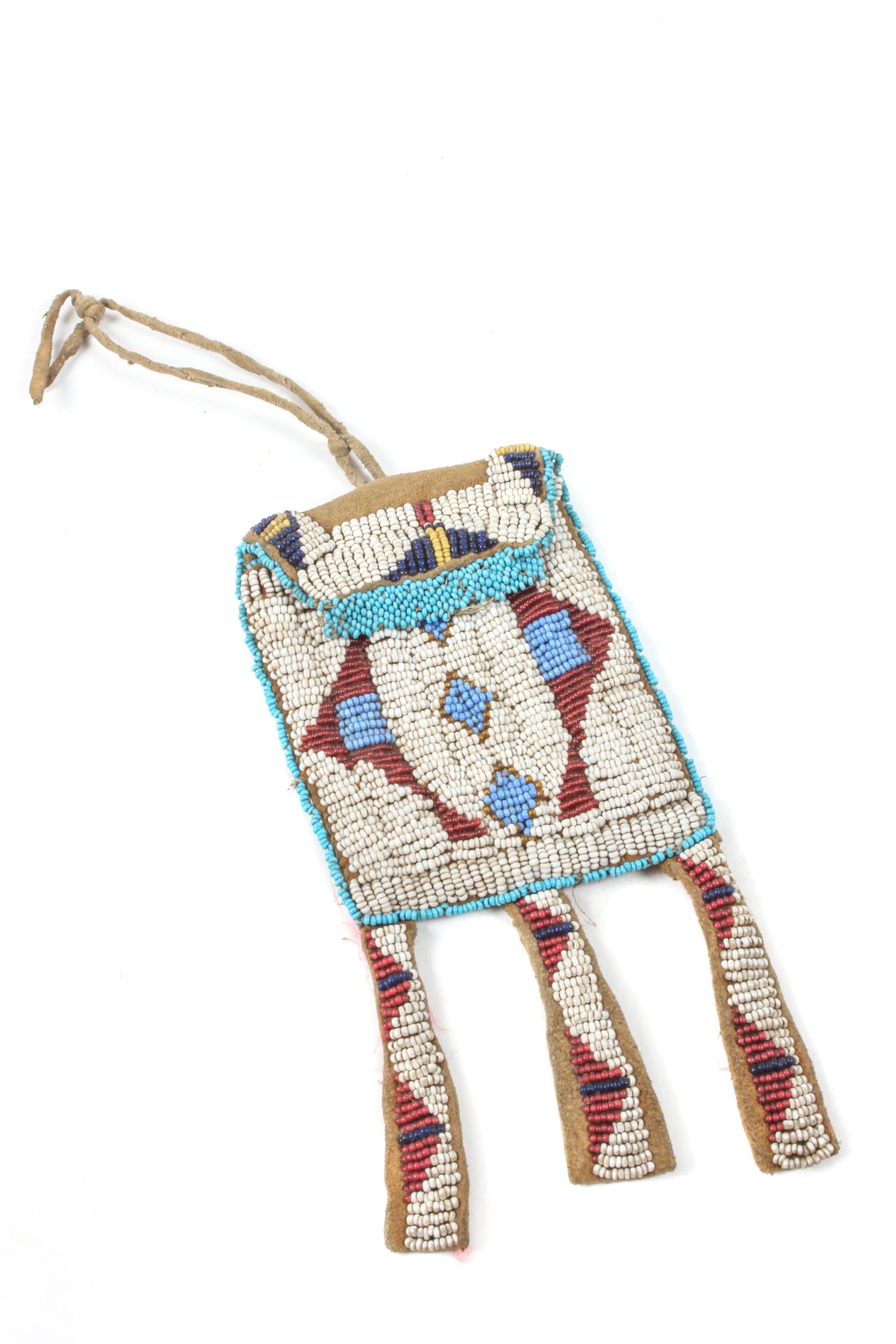 Plains Beaded Strike-a-Lite Height 6 x width 3 inches — Early 20th Century