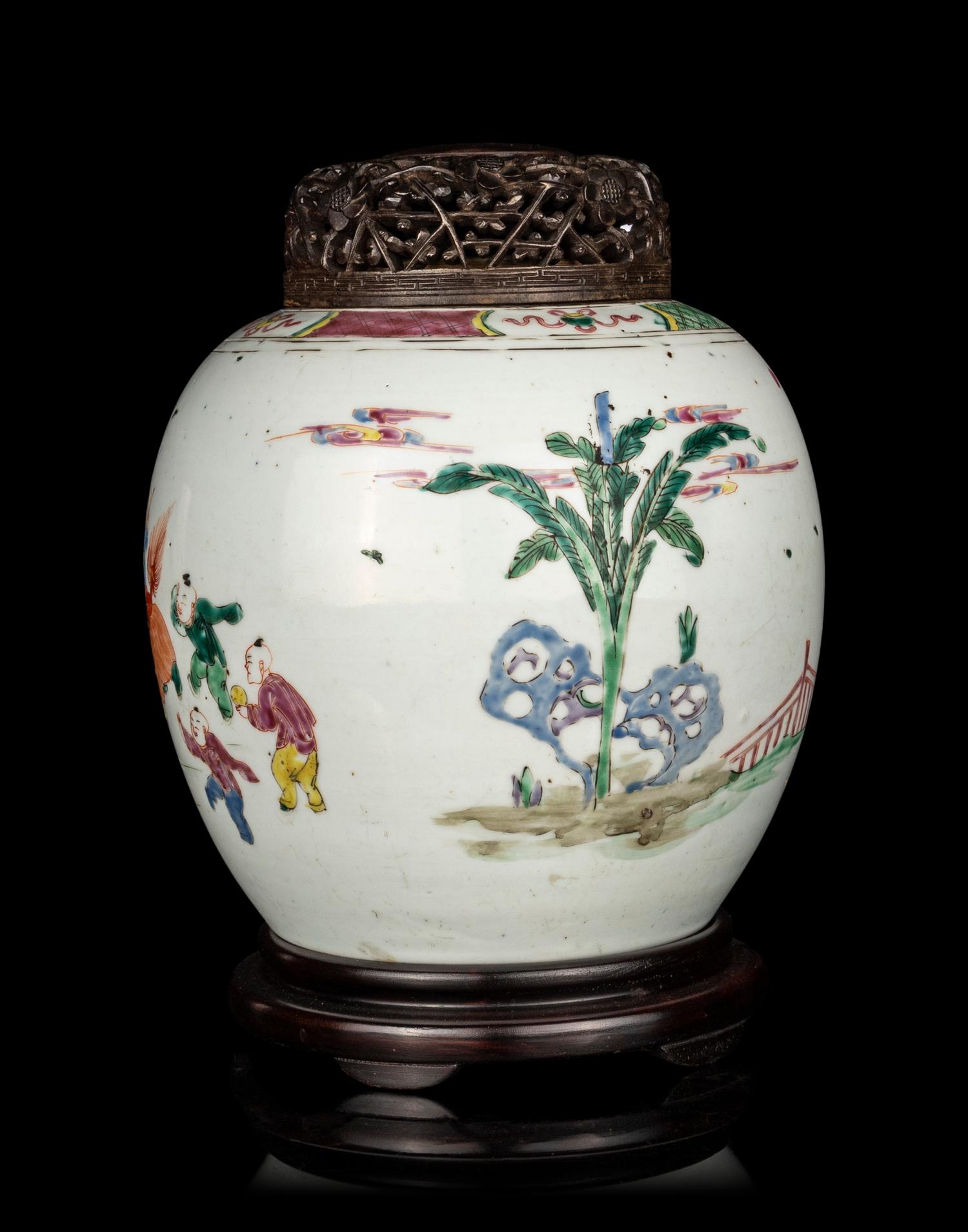A Chinese Famille Rose Porcelain Ginger Jar