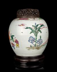 A Chinese Famille Rose Porcelain Ginger Jar