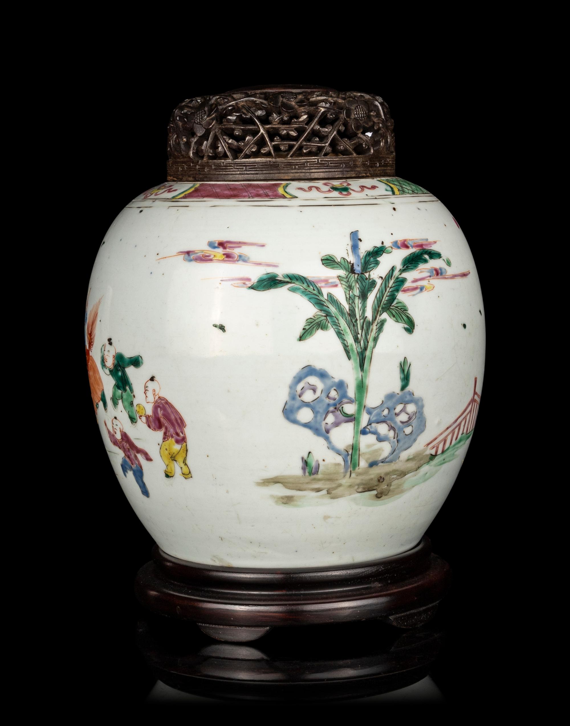 A Chinese Famille Rose Porcelain Ginger Jar