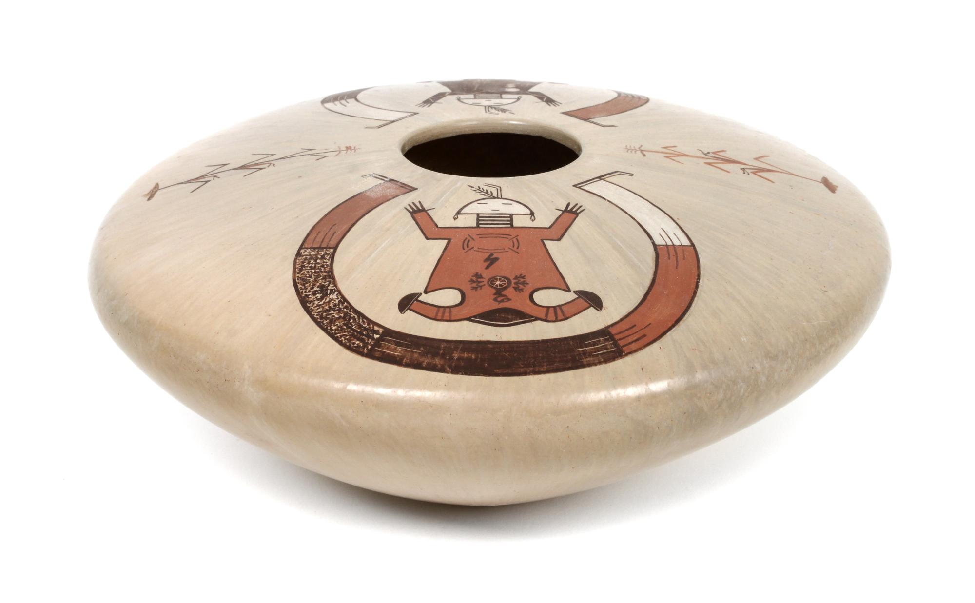 Ida Sahmie (Navajo, b. 1960), Seed Pot Height 3 x diameter 8 1/2 inches.