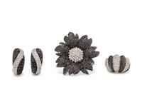 BLACK DIAMOND AND DIAMOND SET