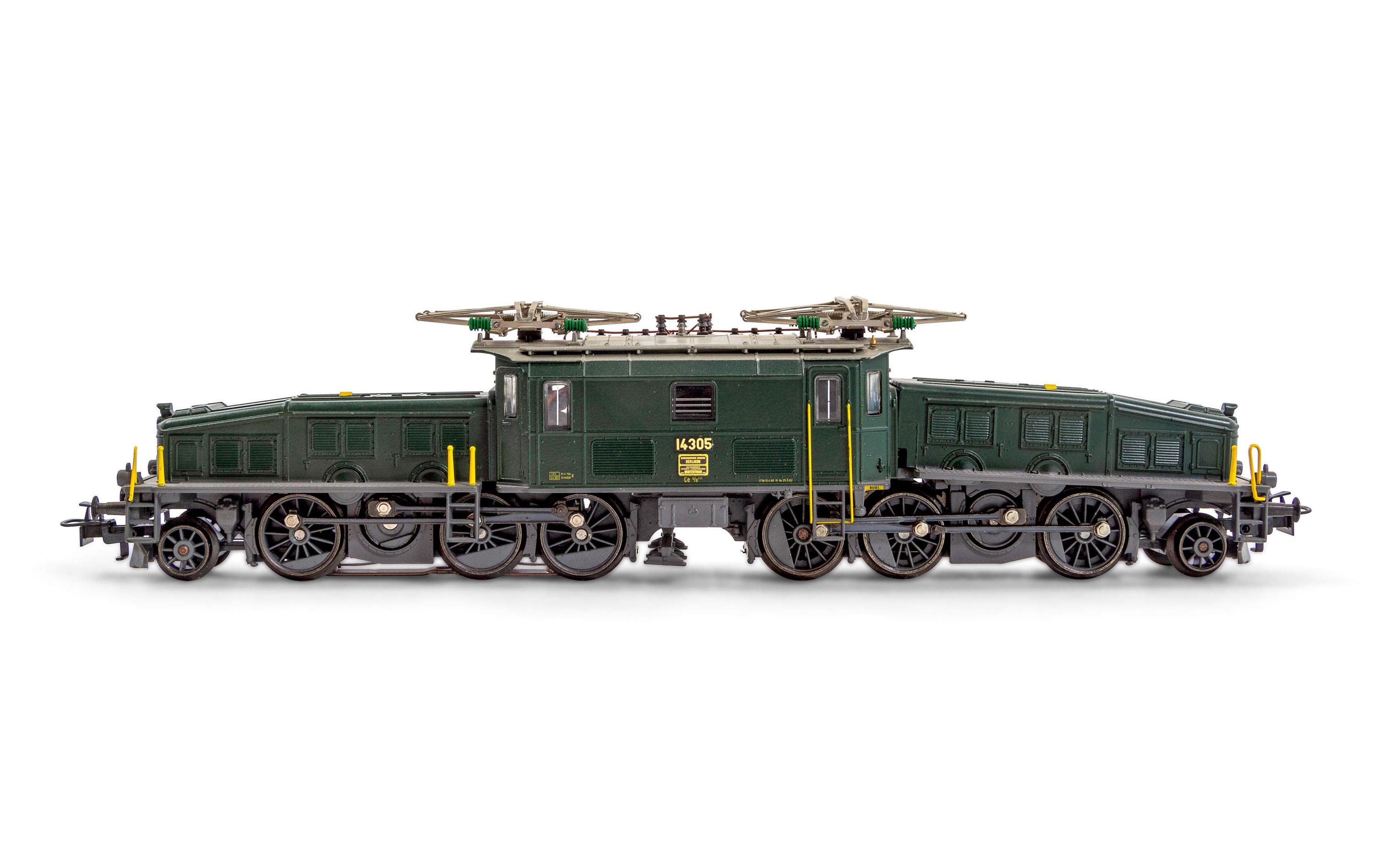 A Marklin Polychrome HO-Gauge Crocodile Locomotive