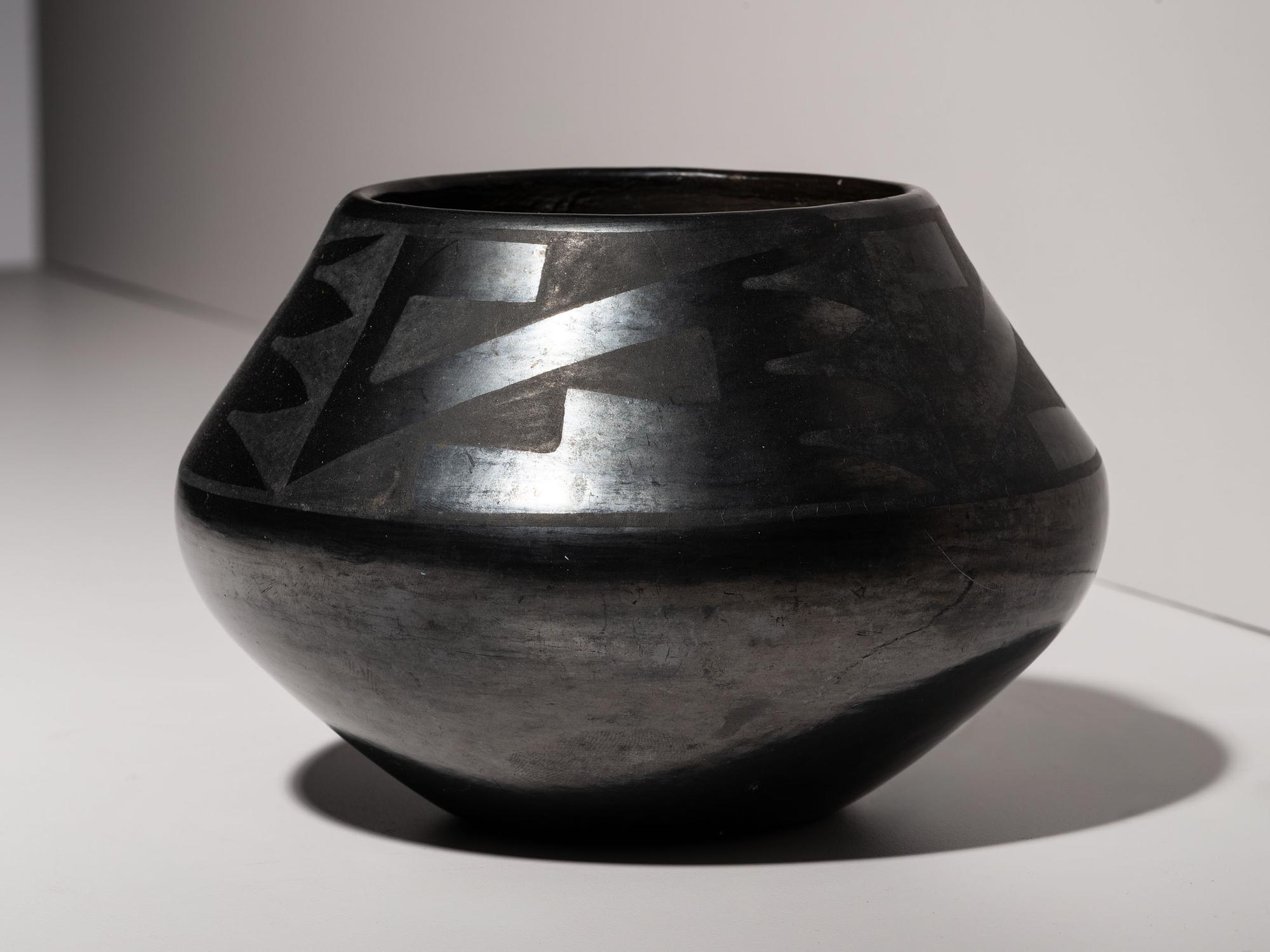 Blackware Pottery Jar, with Gunmetal Finish 1925-1943