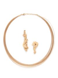 YELLOW GOLD AND DIAMOND PENDANT/NECKLACE