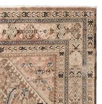 A Mahal Rug