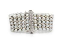 CULTURED PEARL AND DIAMOND BRACELET