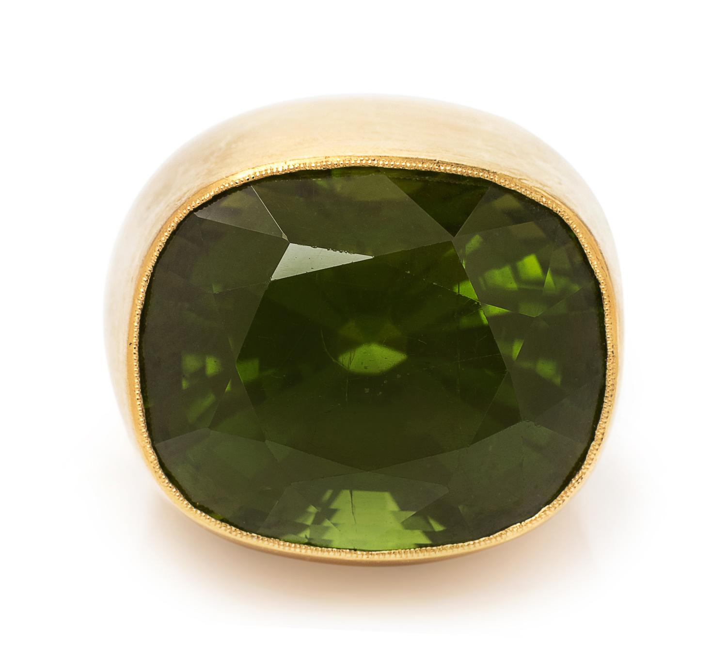 A 22 Karat Yellow Gold and Peridot Ring,