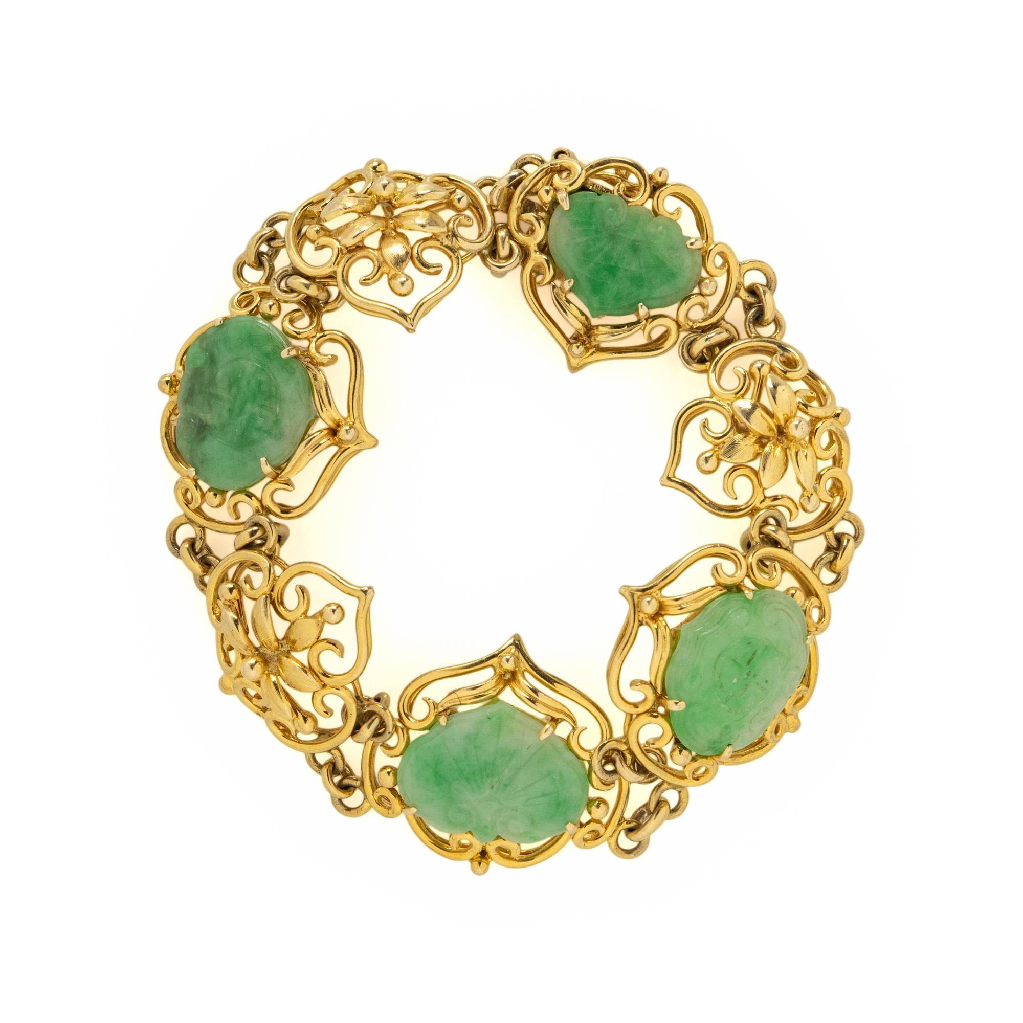 YELLOW GOLD AND JADE DEMI PARURE