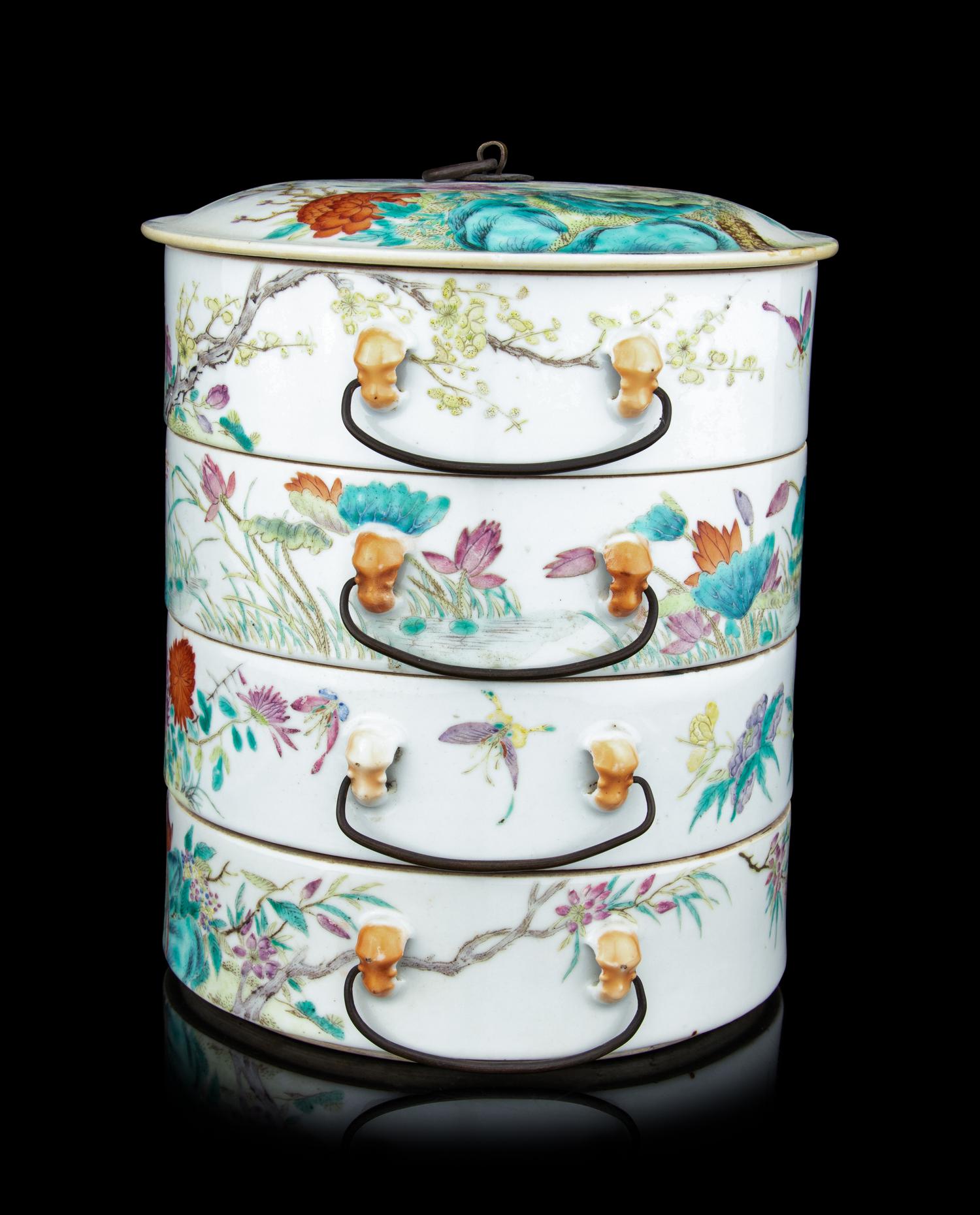 Four Famille Rose Porcelain Articles