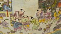 A Chinese Famille Rose Porcelain Jardinière