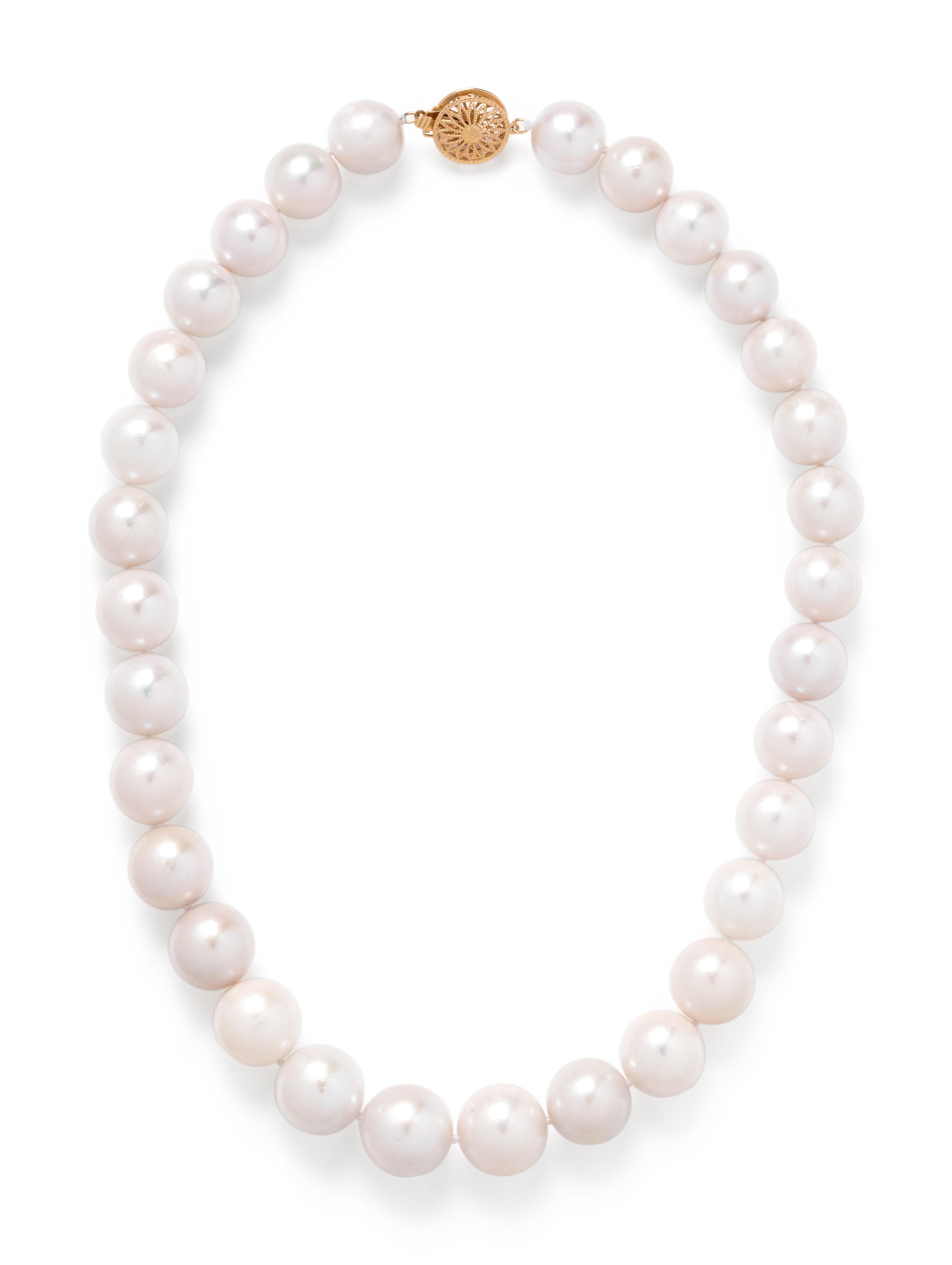 CULTURED SOUTH SEA PEARL NECKLACE