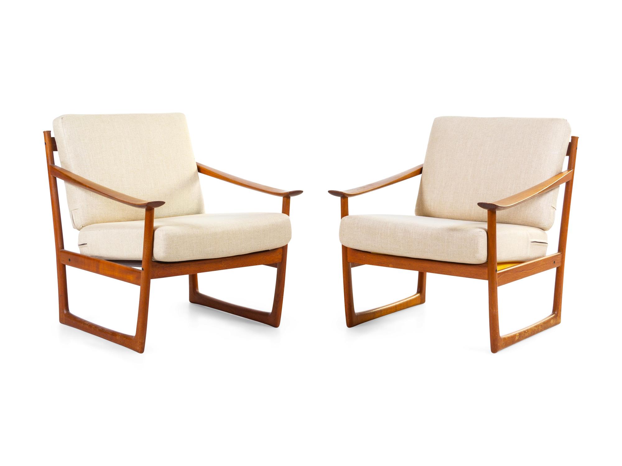 Pair of Lounge Chairs France & Daverkosen, Denmark