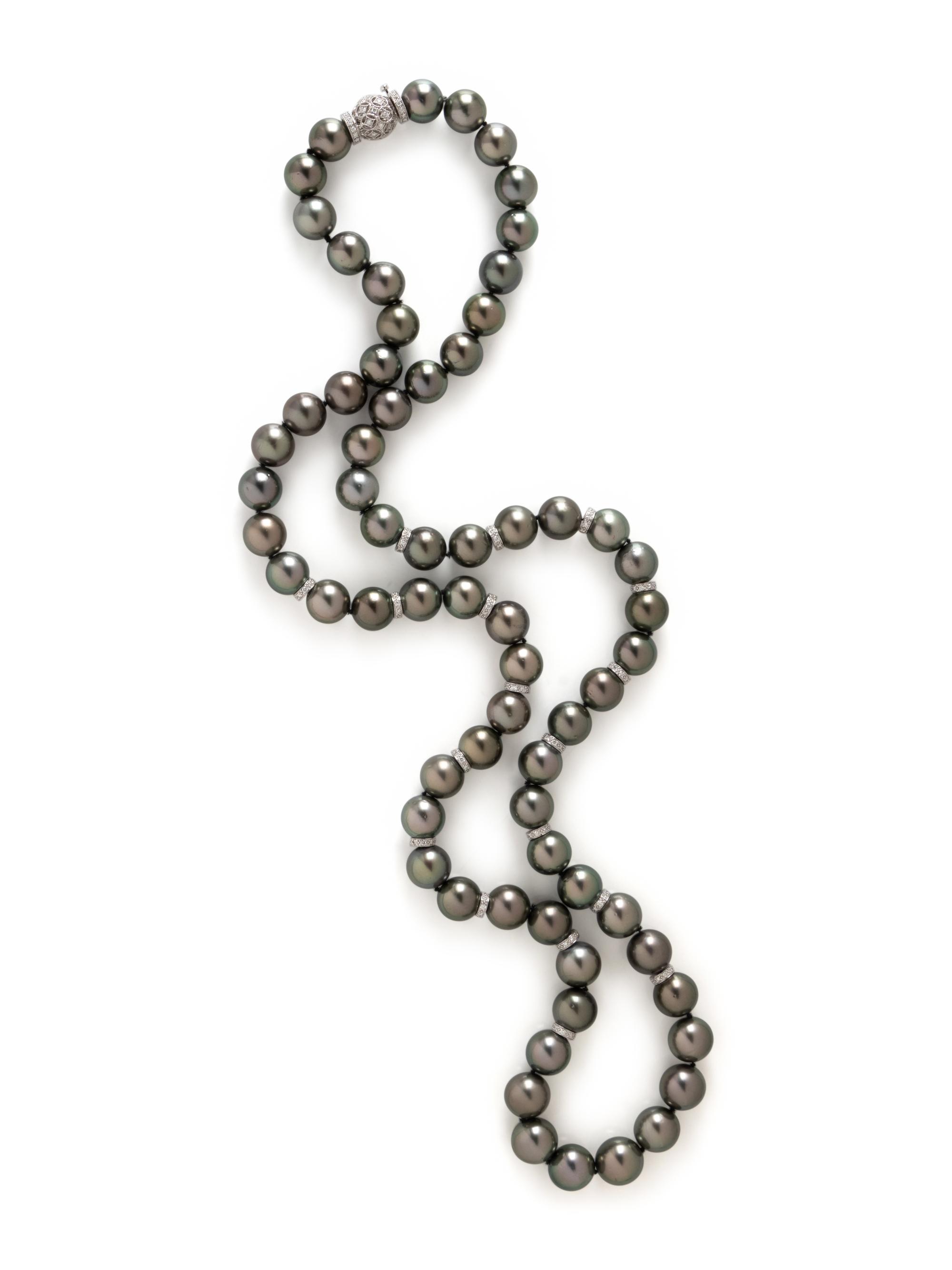 TAHITIAN CULTURED PEARL AND DIAMOND NECKLACE
