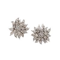 PAIR OF DIAMOND FLOWER BROOCHES