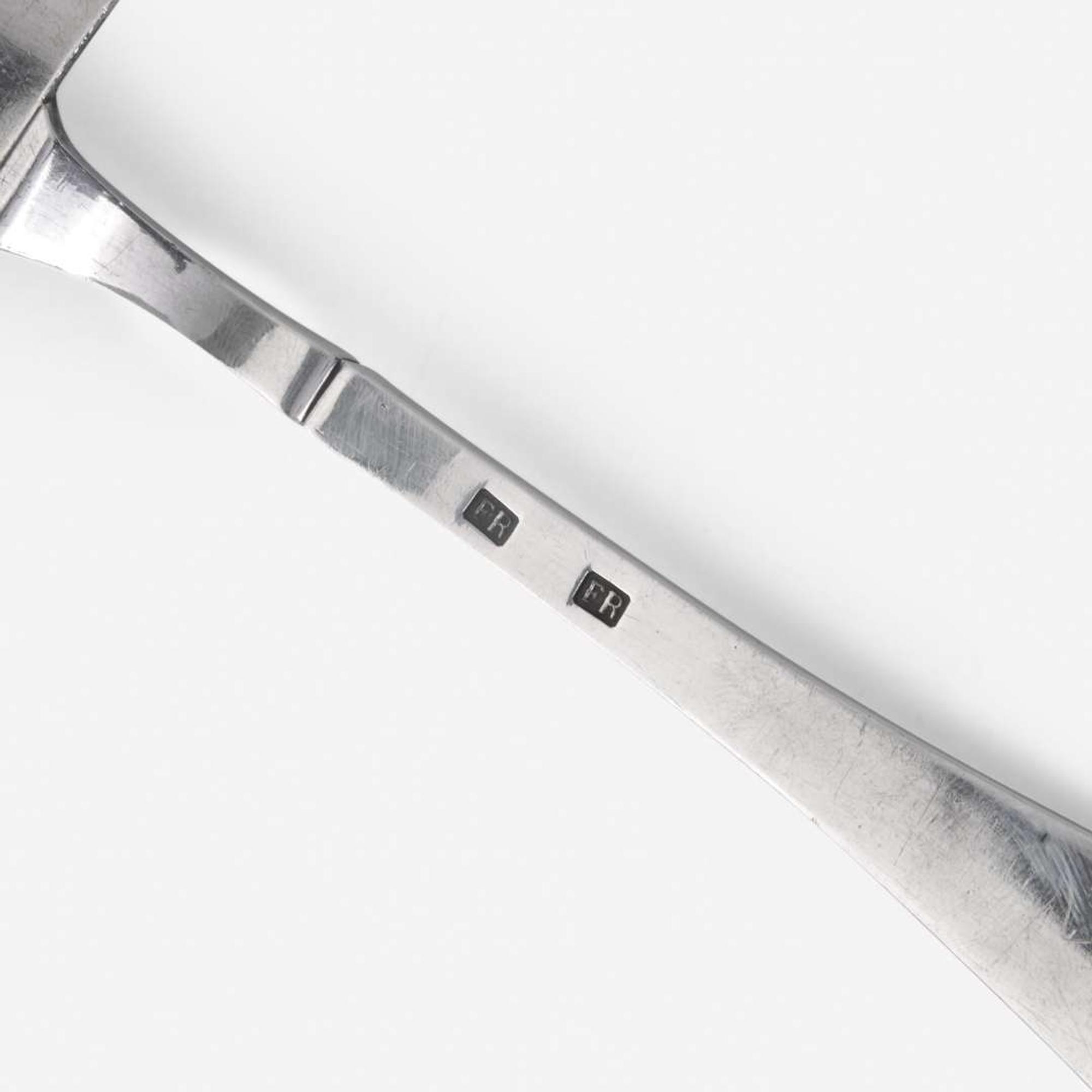 A silver fish slice / knife Likely French Colonial or Canadian, possibly Ignace François Ranvoyzé (1739-1819), early 19th century
