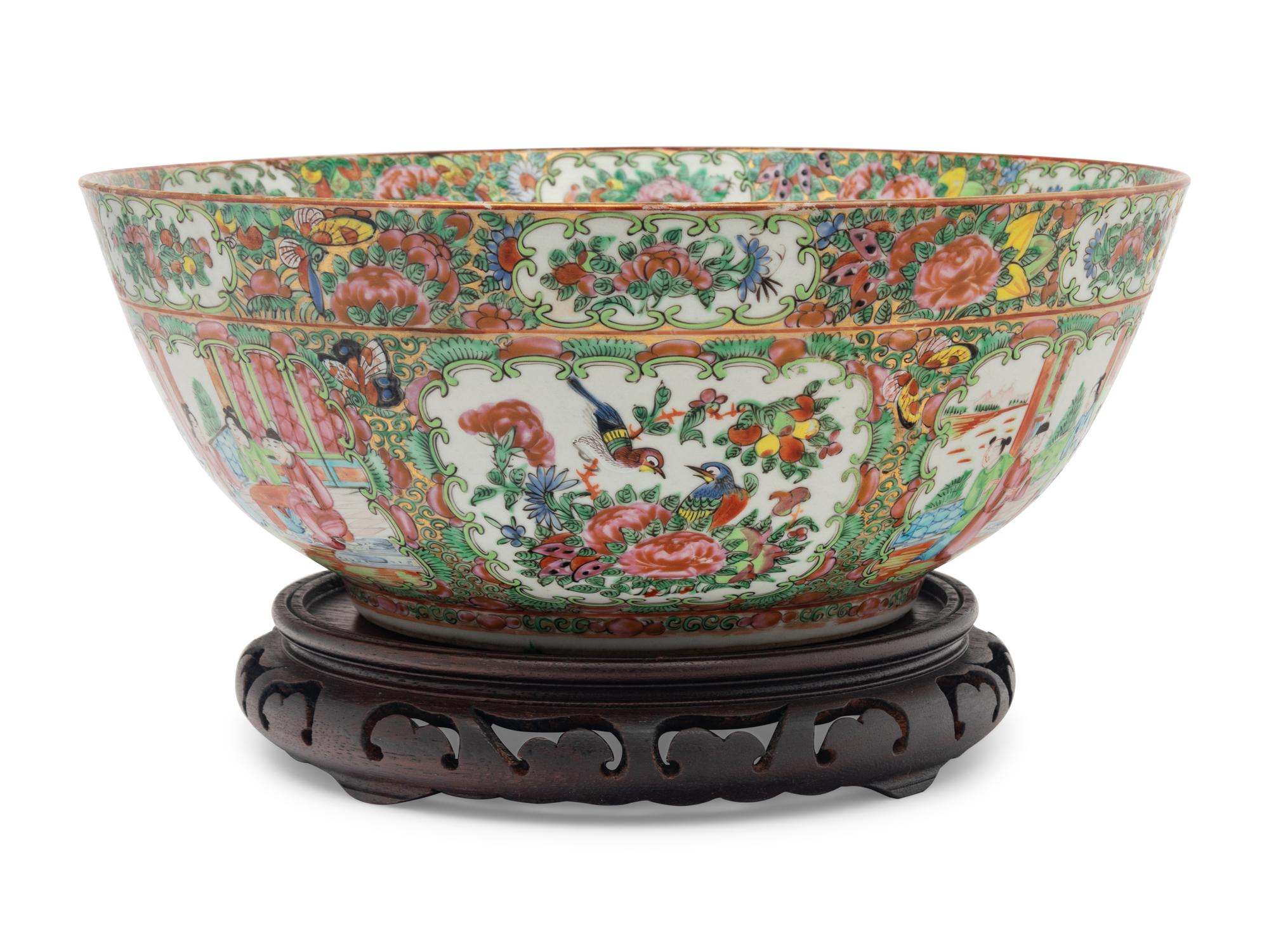 A Rose Medallion Porcelain Center Bowl