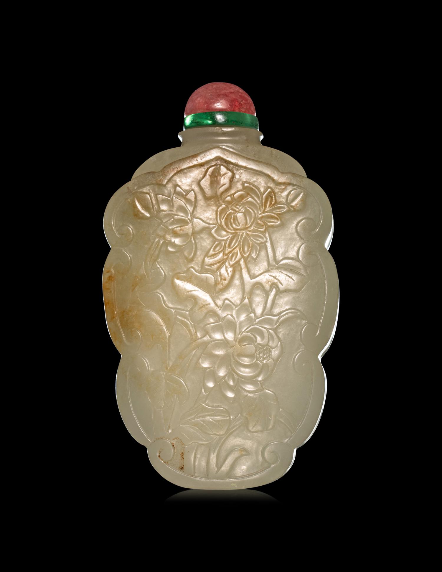A Carved Celadon and Russet Flori-Form Snuff Bottle