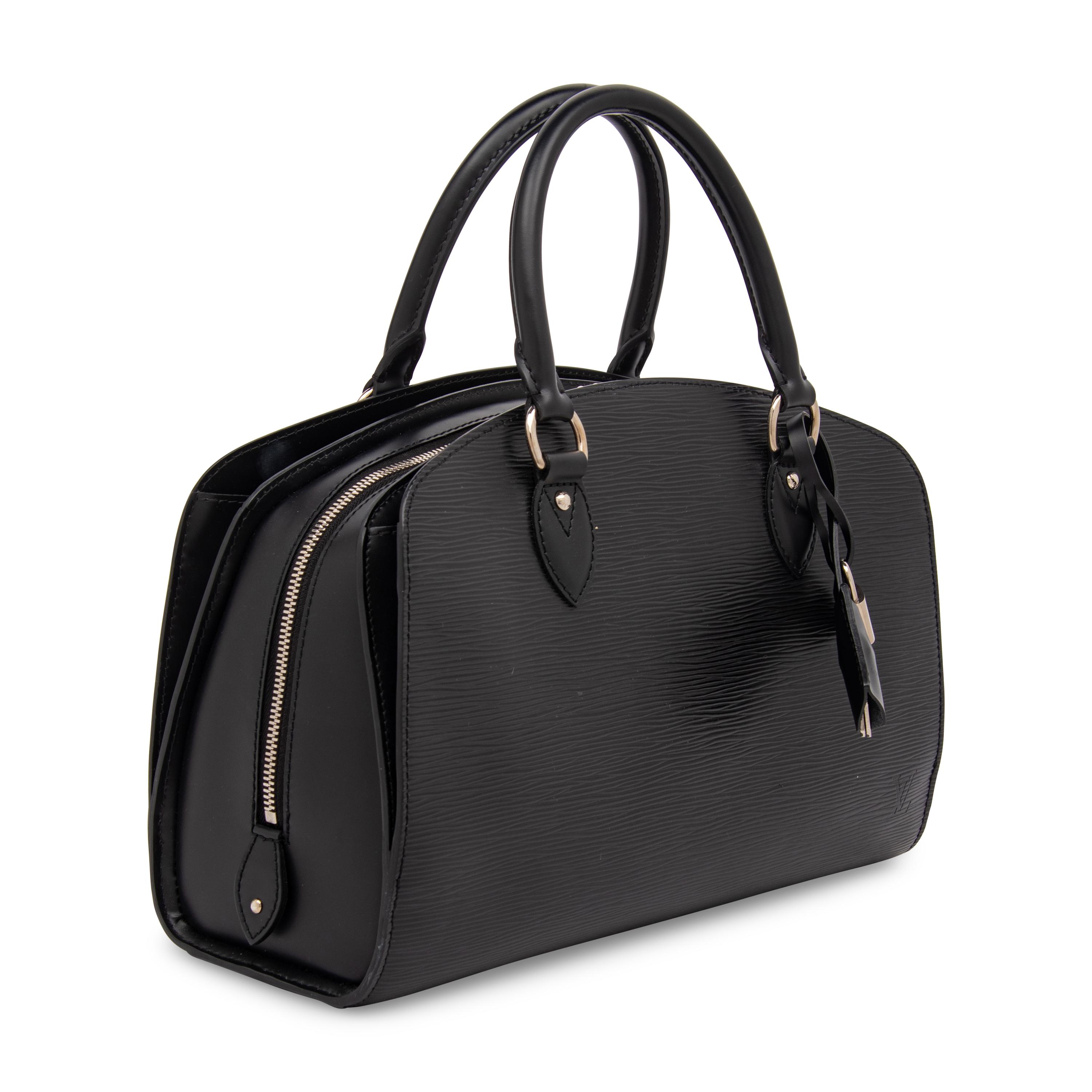 Louis Vuitton, Black Epi Pont-Neuf Handbag