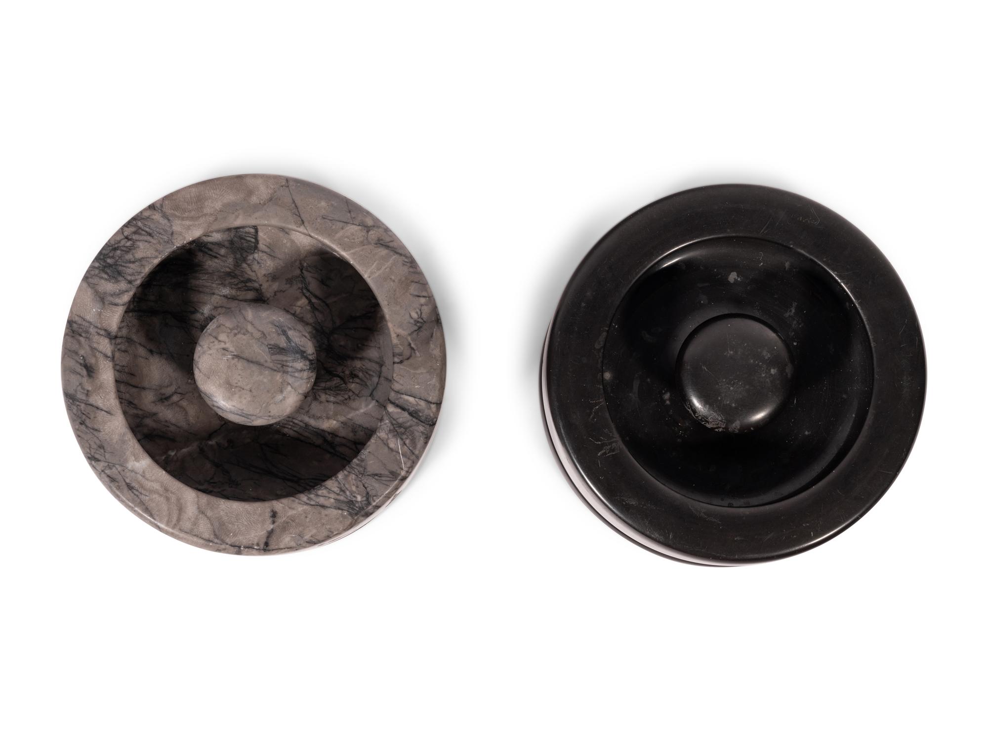 Pair of Ashtrays, model 8532 Knoll, USA