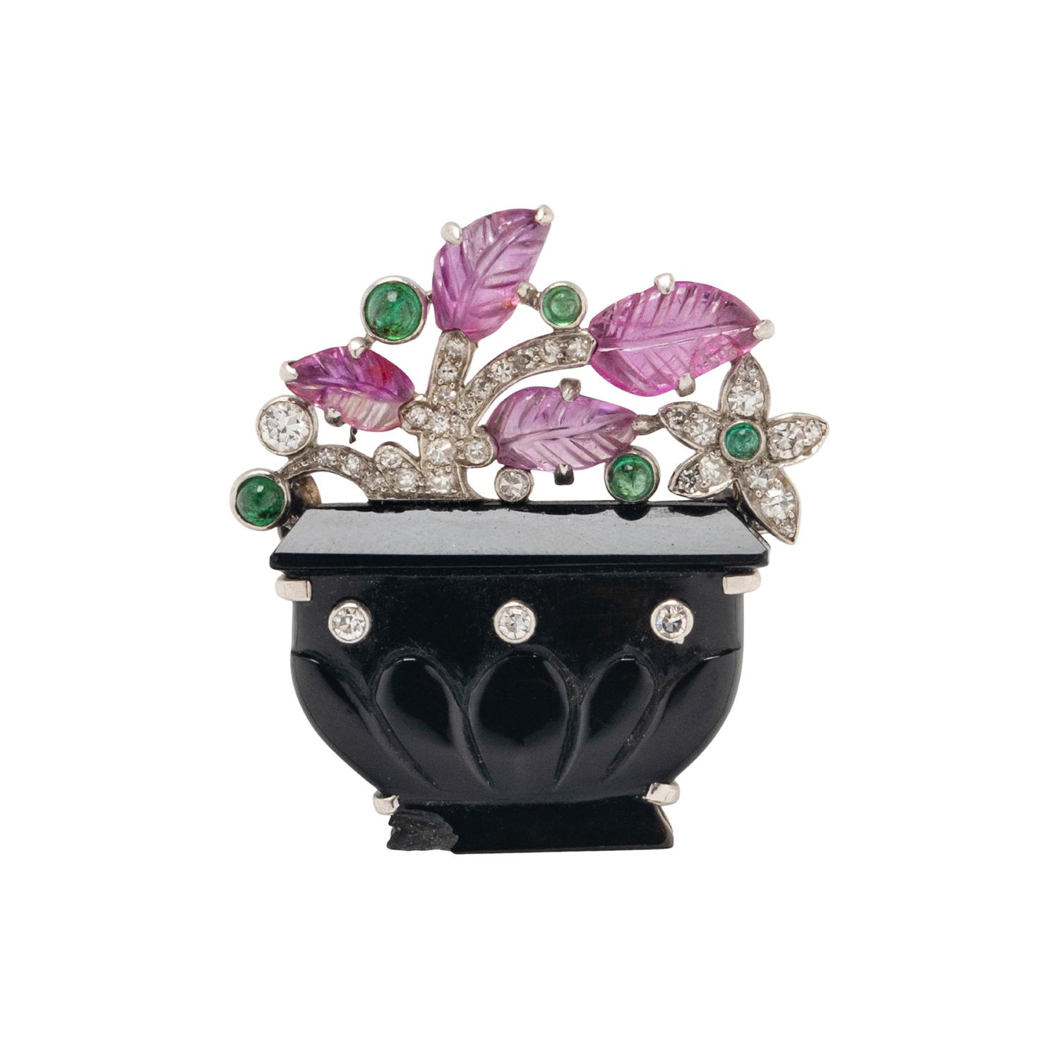 CARTIER, ART DECO, DIAMOND, RUBY, EMERALD, AND ONYX GIARDINETTO BROOCH