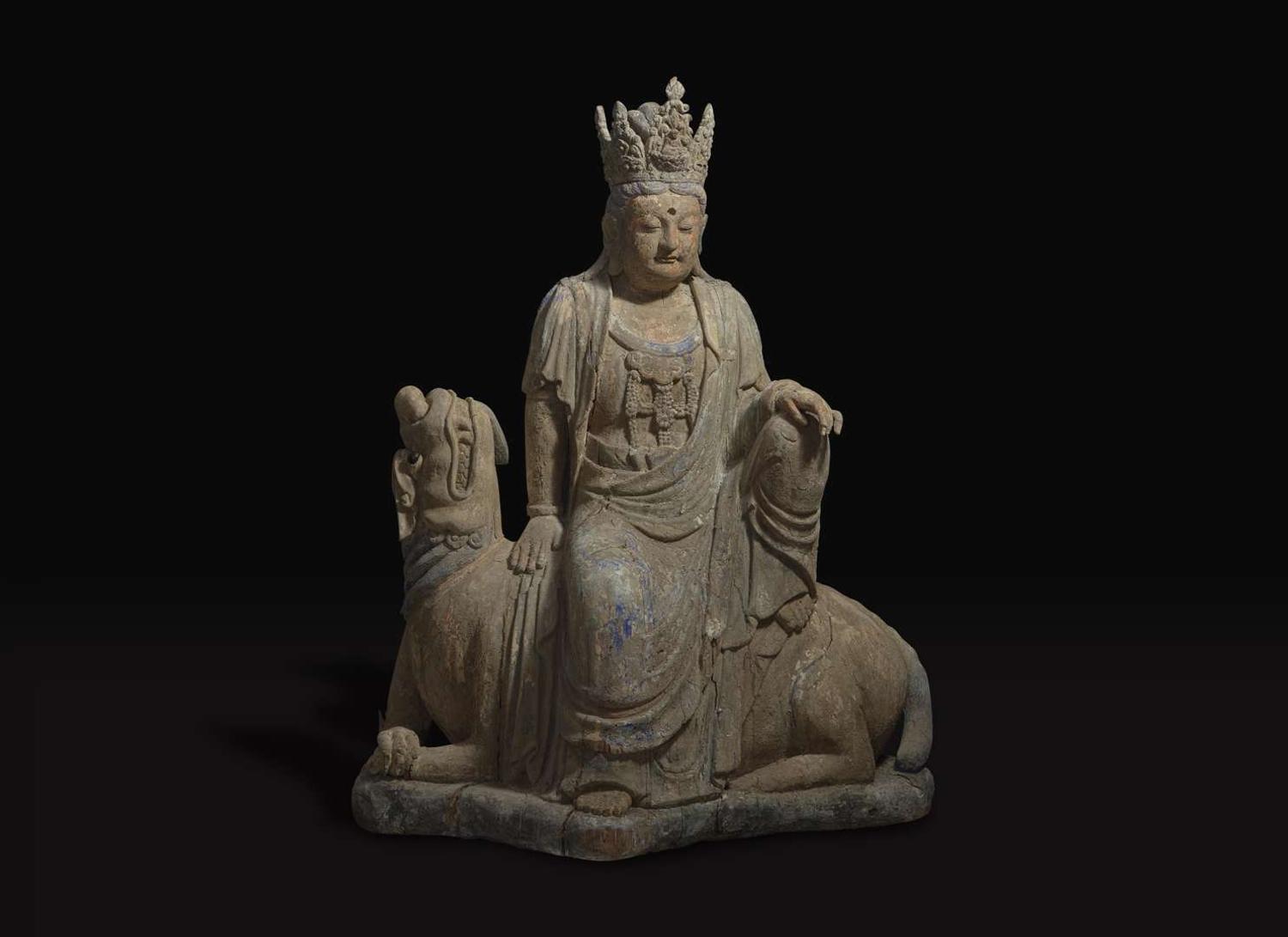 A very large Chinese carved and polychromed wood figure of "Shi Hou Guanyin" 大型獅吼觀音雕塑