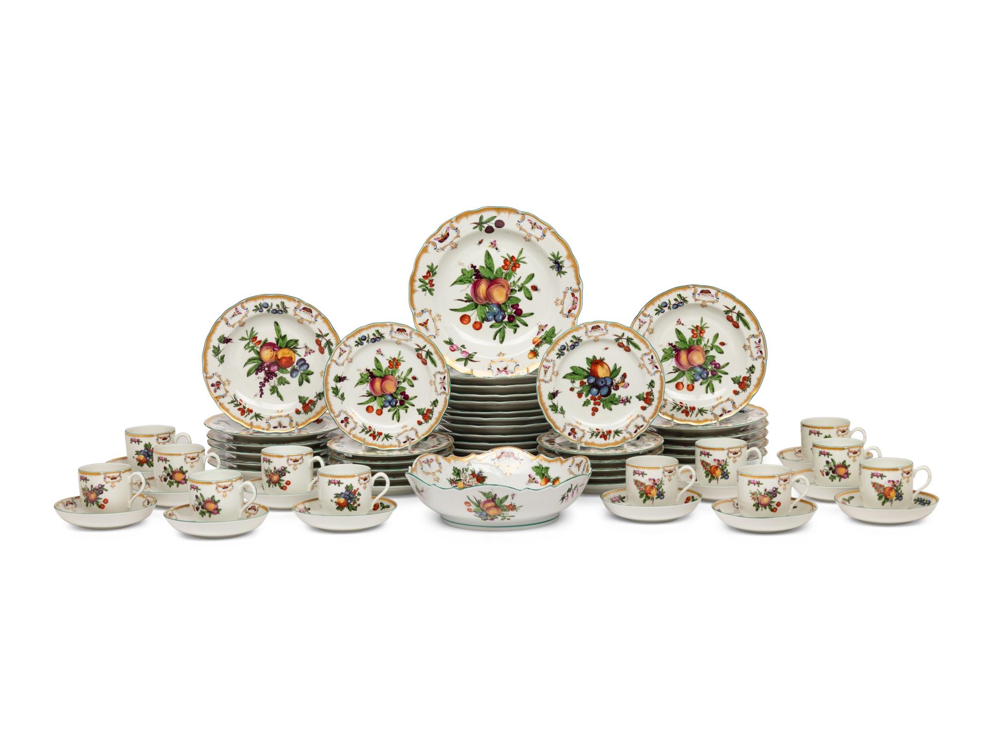 A Mottahedeh Porcelain Dinner Service
