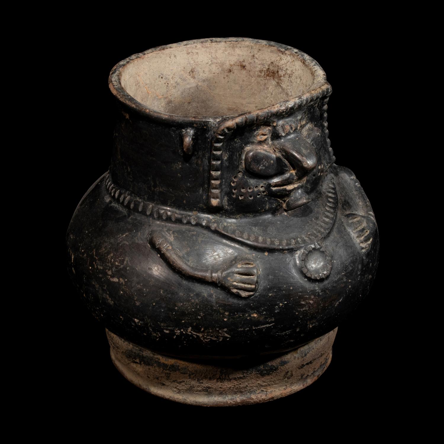 A Tairona Blackware Effigy Vessel
