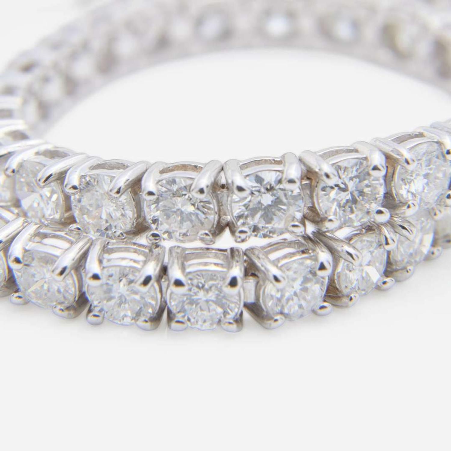A Diamond and 18K White Gold Line Bracelet