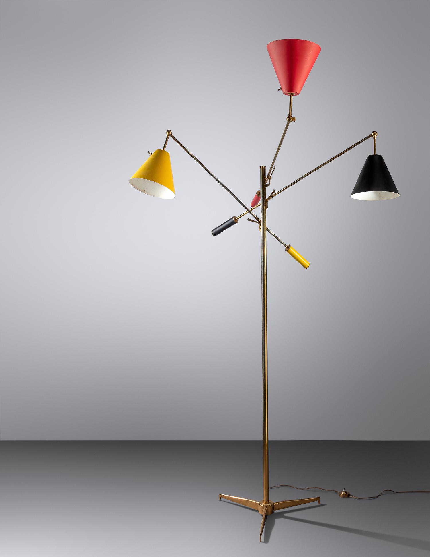 Triennale Floor Lamp, model 12128 Arredoluce, Italy