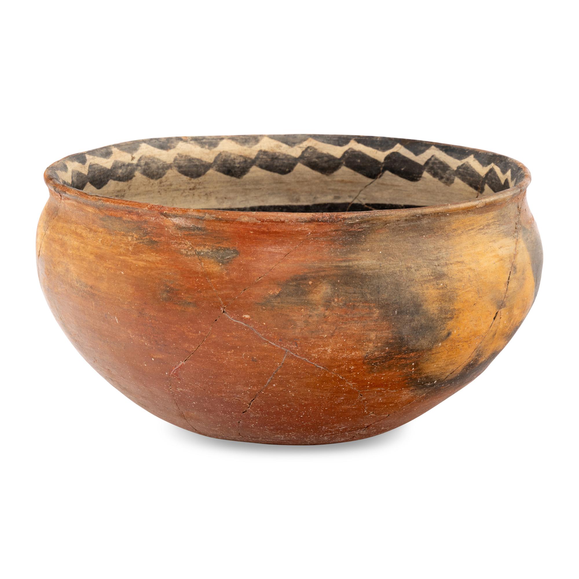 Ancestral Pueblo, Gila Polychrome Pottery Bowl, with Birds