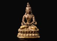 A Chinese gilt bronze figure of a meditating Bodhisattva, Qing dynasty 鎏金佛像 清