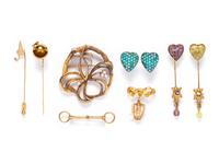 SEVEN PIECES OF JEWELRY