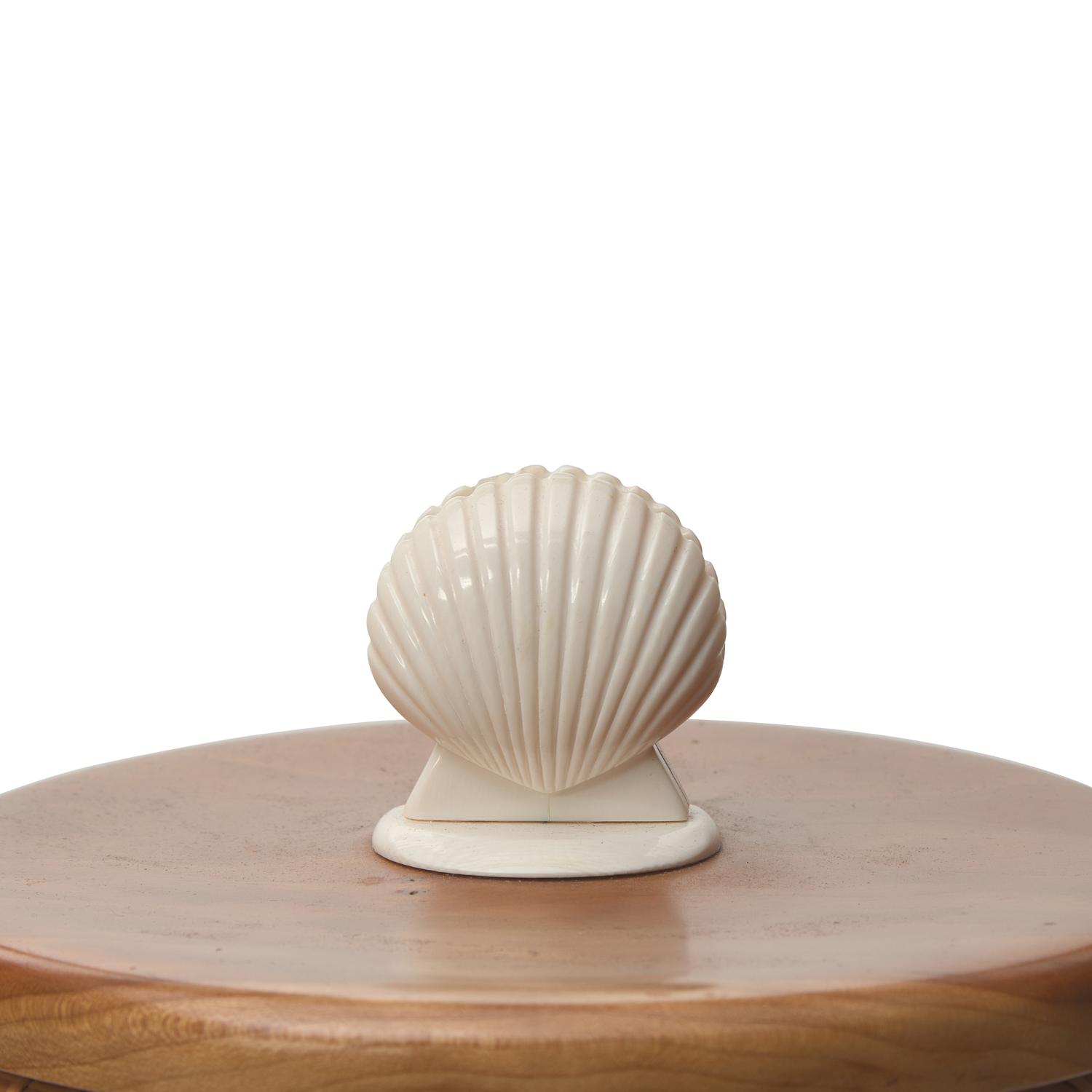 A Nantucket Lightship Lidded Basket