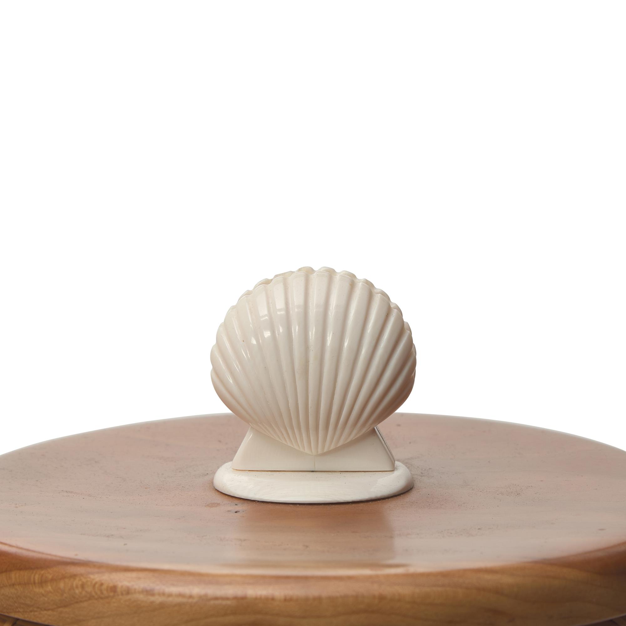 A Nantucket Lightship Lidded Basket