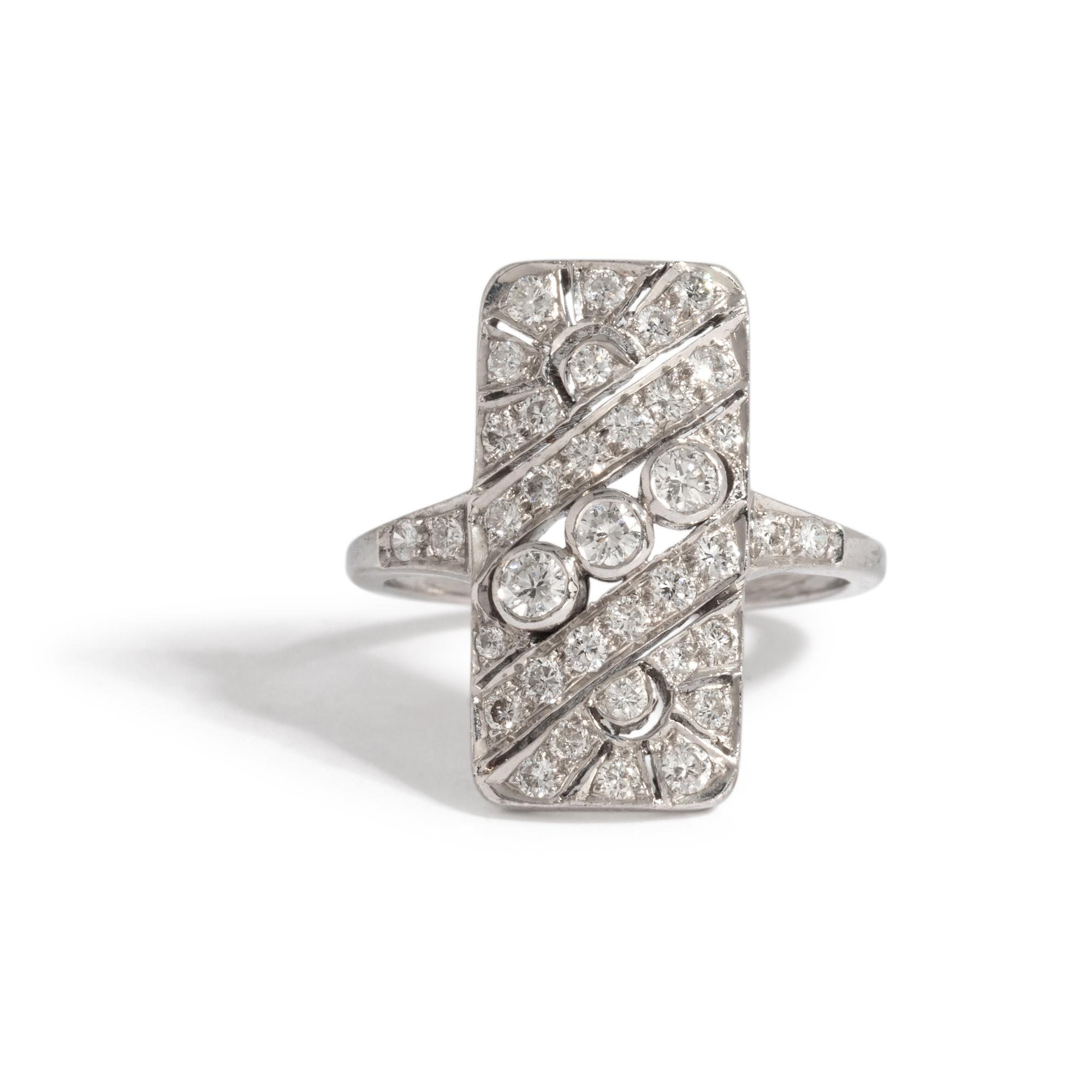 ART DECO, PLATINUM AND DIAMOND RING