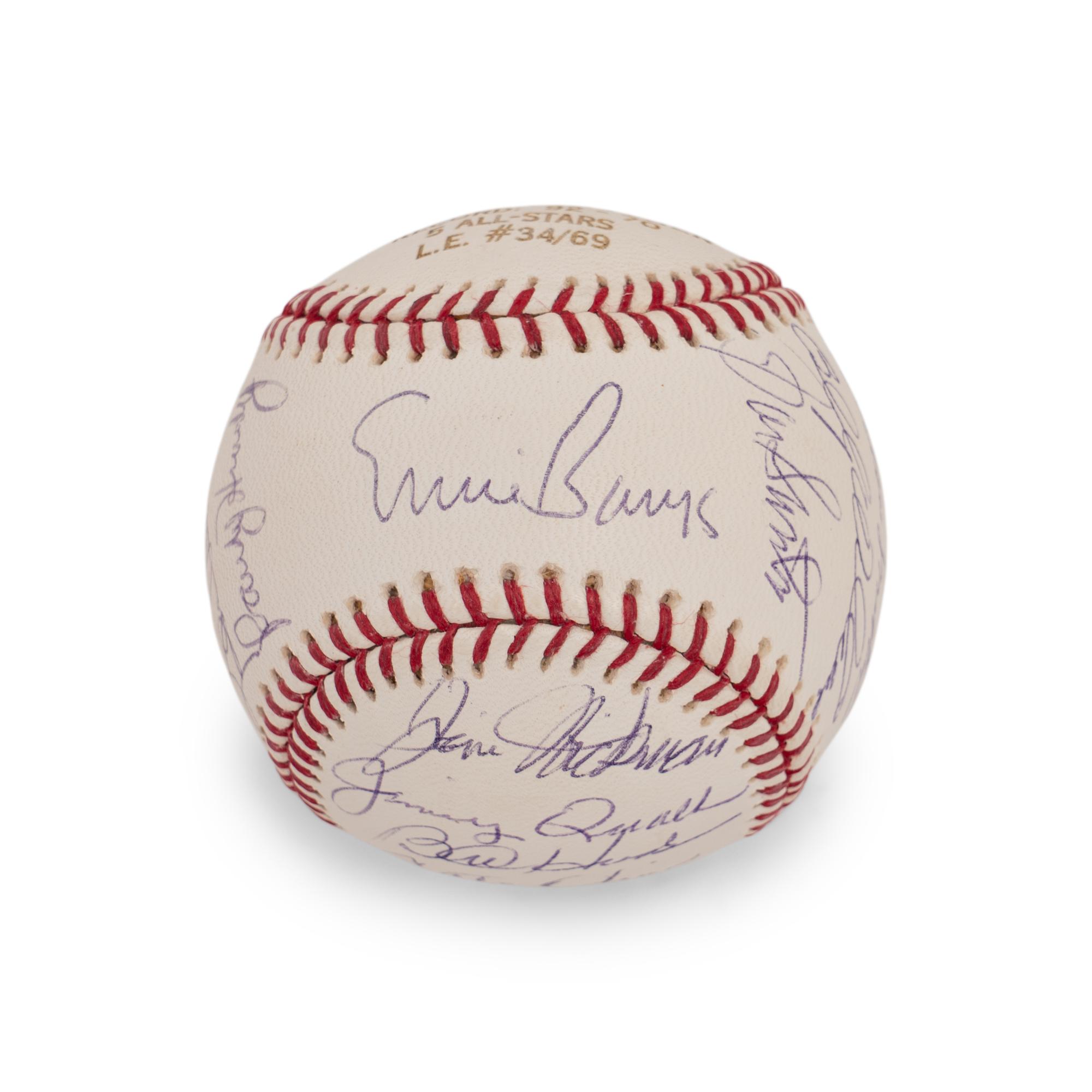 A 1969 Chicago Cubs Team Signed Autograph Baseball - 17 Signatures (Beckett Authentication Services)