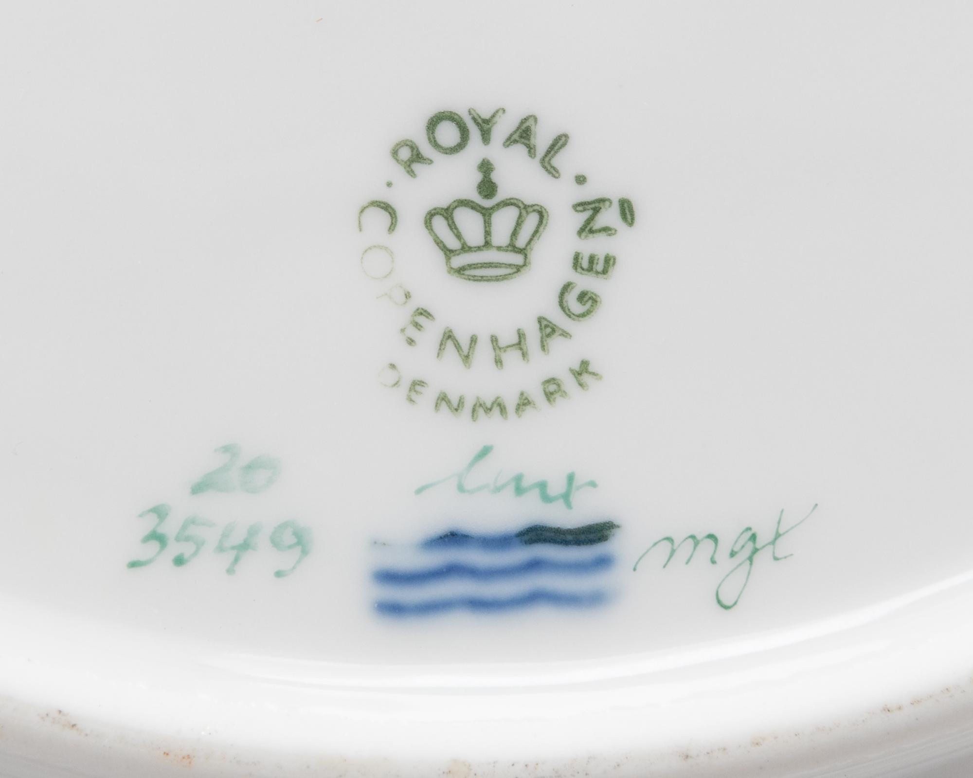 A Set of Twelve Royal Copenhagen Flora Danica Dinner Plates Diameter 10 inches. — 20TH CENTURY