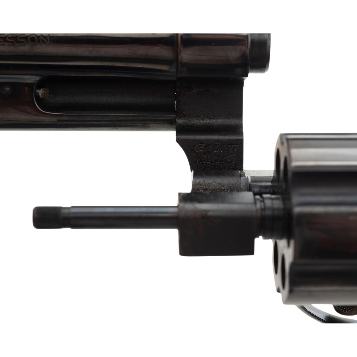 *Smith & Wesson Model 27-2 Revolver in Wooden Display Case