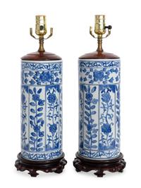 A Pair of Chinese Export Blue and White Porcelain Hat Stands