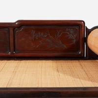 A Chinese carved hardwood day bed 硬木沙发床一张
