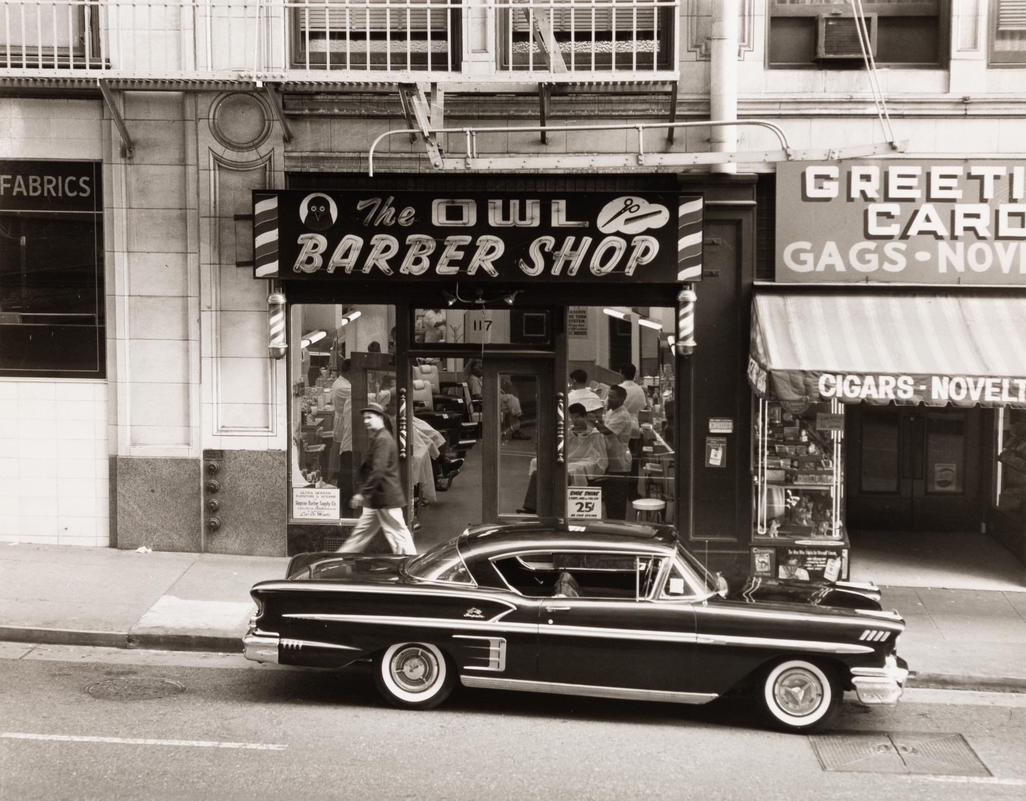 [BOOK CLUB OF CALIFORNIA]. REAGH, William. A Long Walk Downtown. Photographs of Los Angeles & Southern California, 1936-1991. San Francisco: The Book Club of California, 2012.
