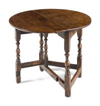 An English Oak Dropleaf Table