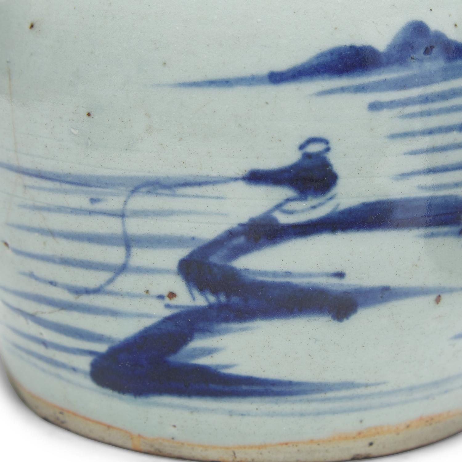 An Assorted Group of Sixteen Chinese Export Porcelain Canton Tablewares