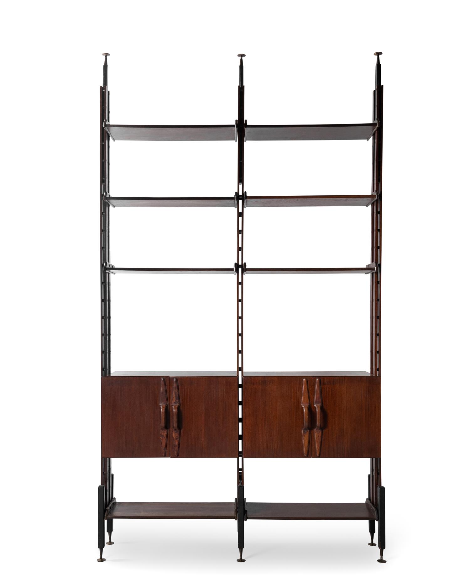 Free-Standing Modular Storage System