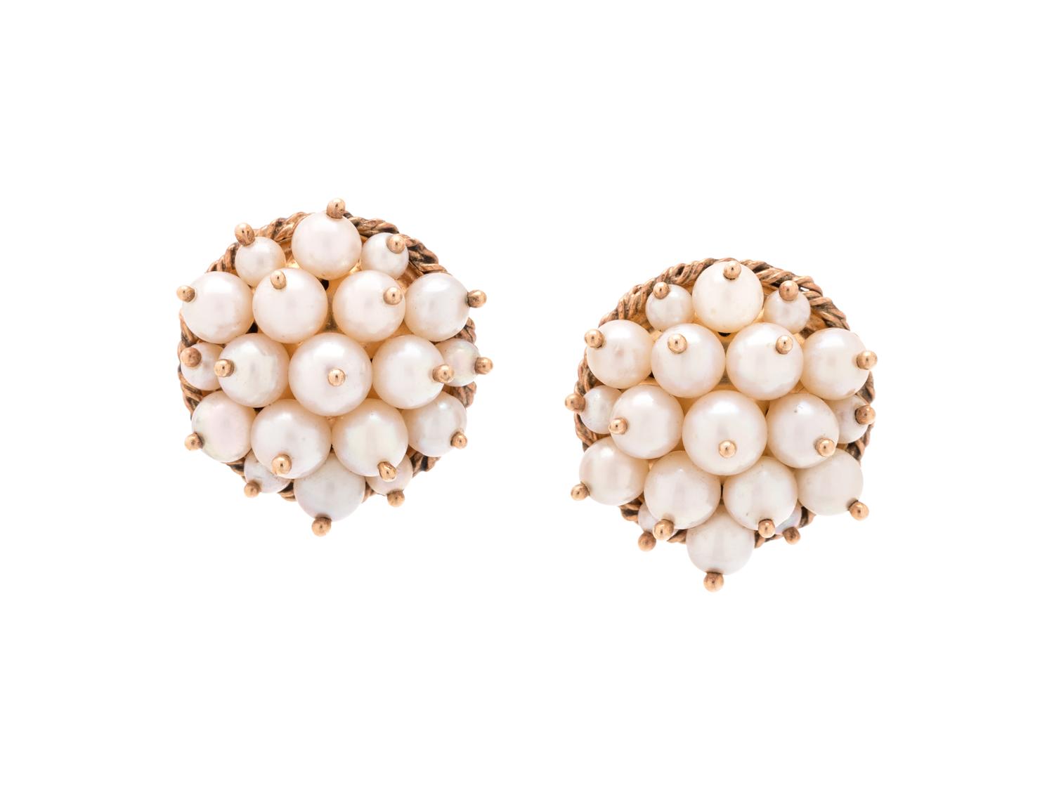CULTURED PEARL EARCLIPS