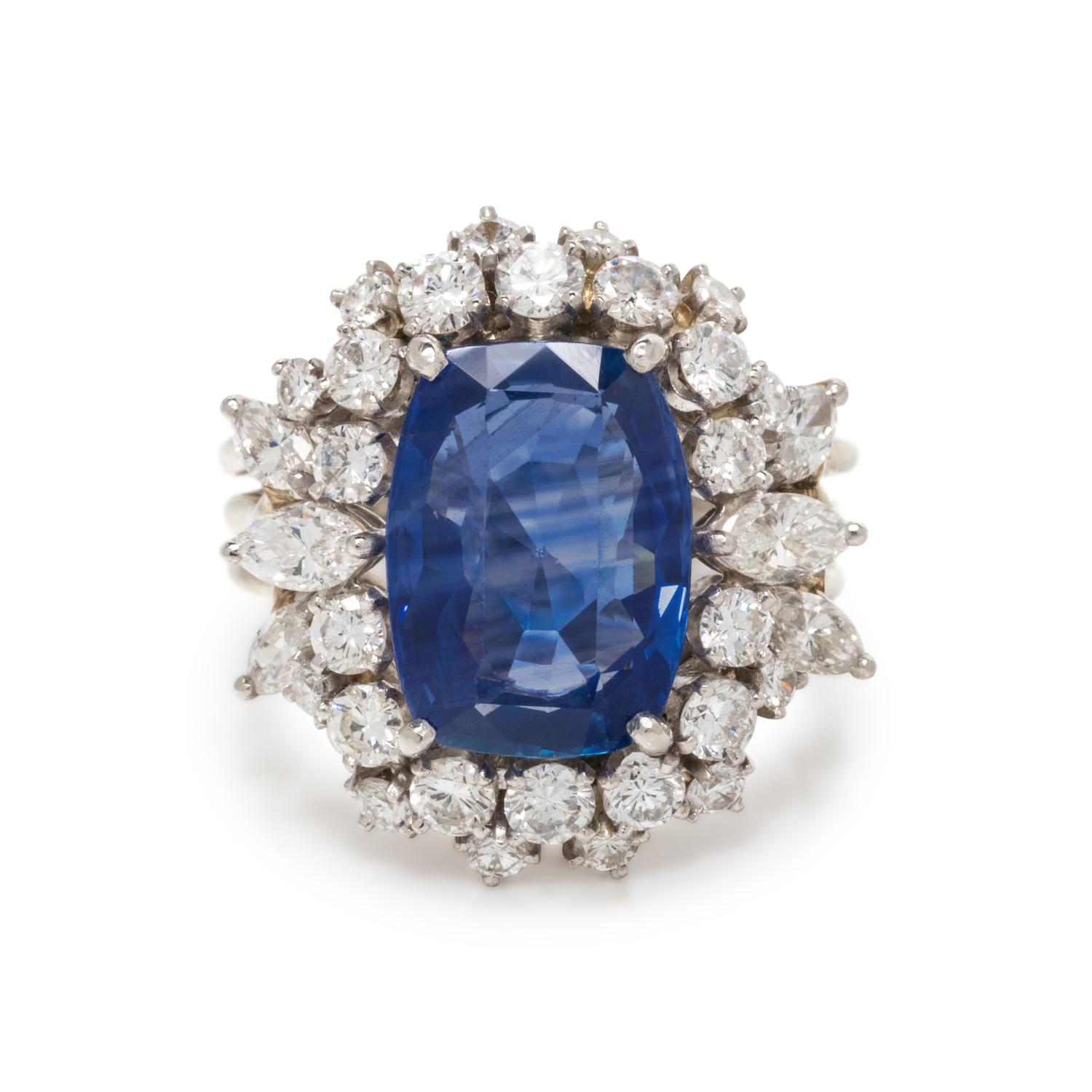 SAPPHIRE AND DIAMOND RING