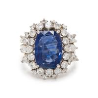 SAPPHIRE AND DIAMOND RING