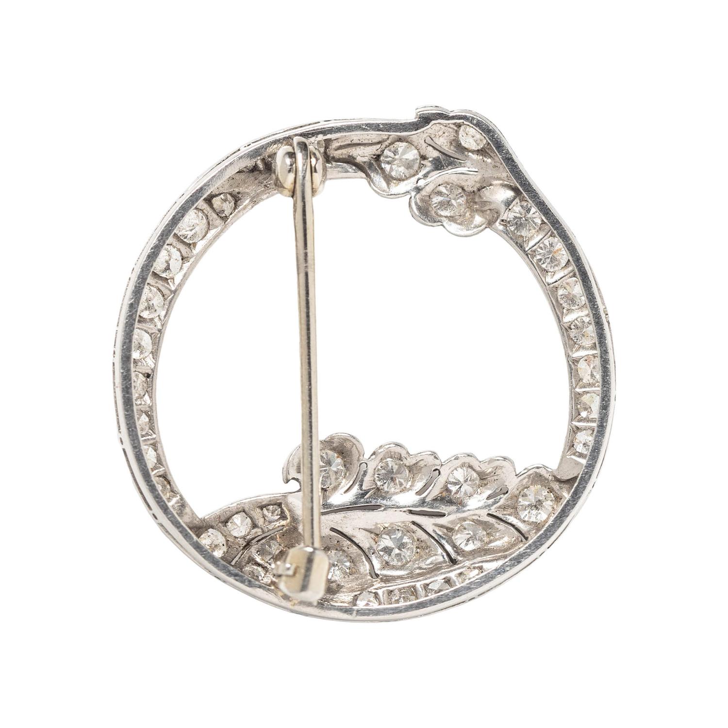 ART DECO, DIAMOND CIRCLE BROOCH