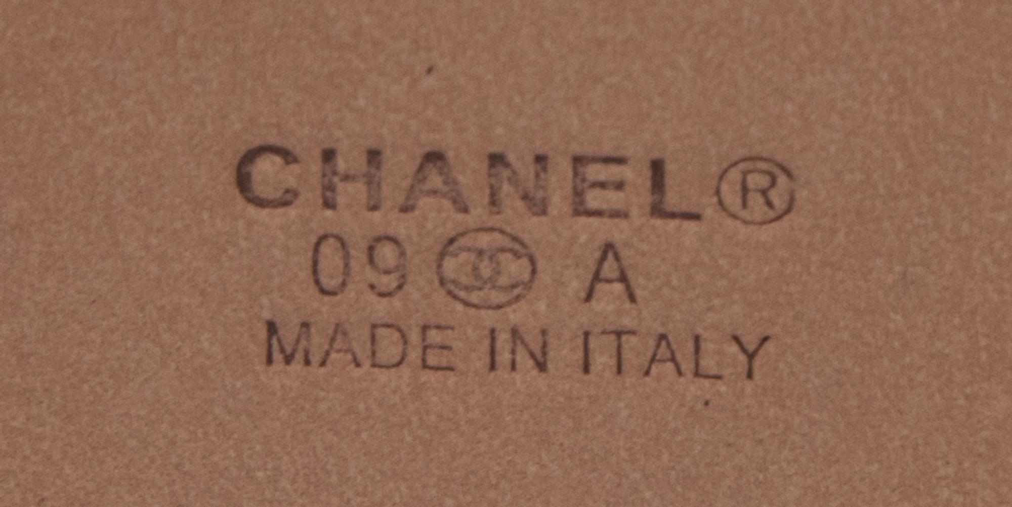 Chanel Leather CC Turn-Lock Belt